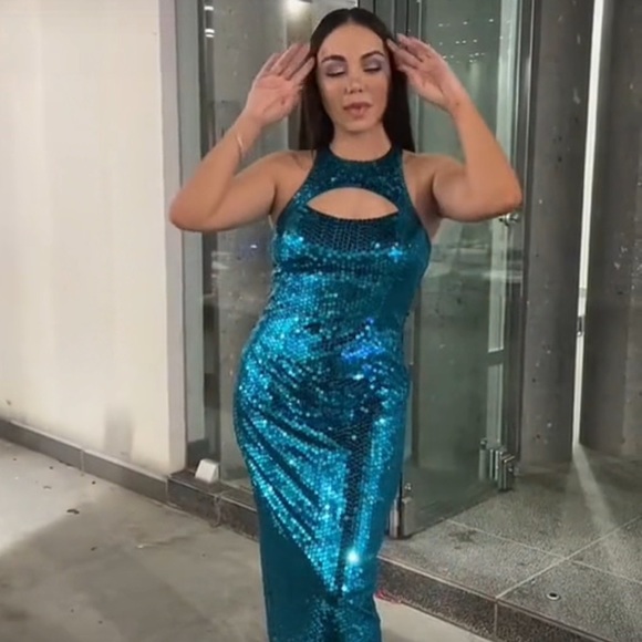 Adrianna Papell Dresses & Skirts - Blue sequin evening disco dress